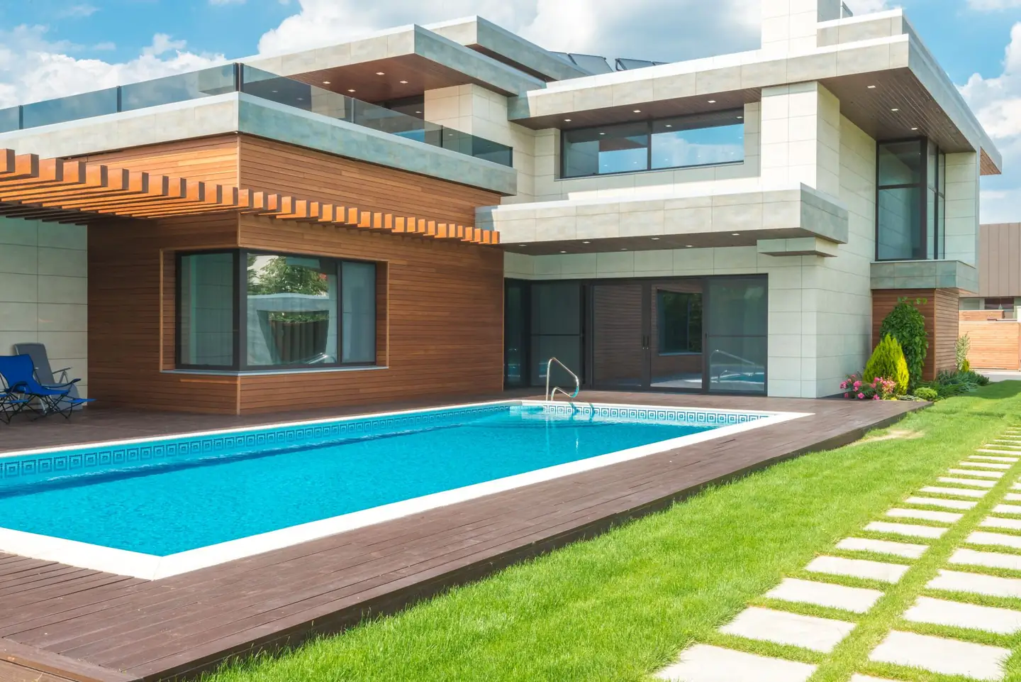 Infinity & Wet-Edge Pools in Sandgate, NSW